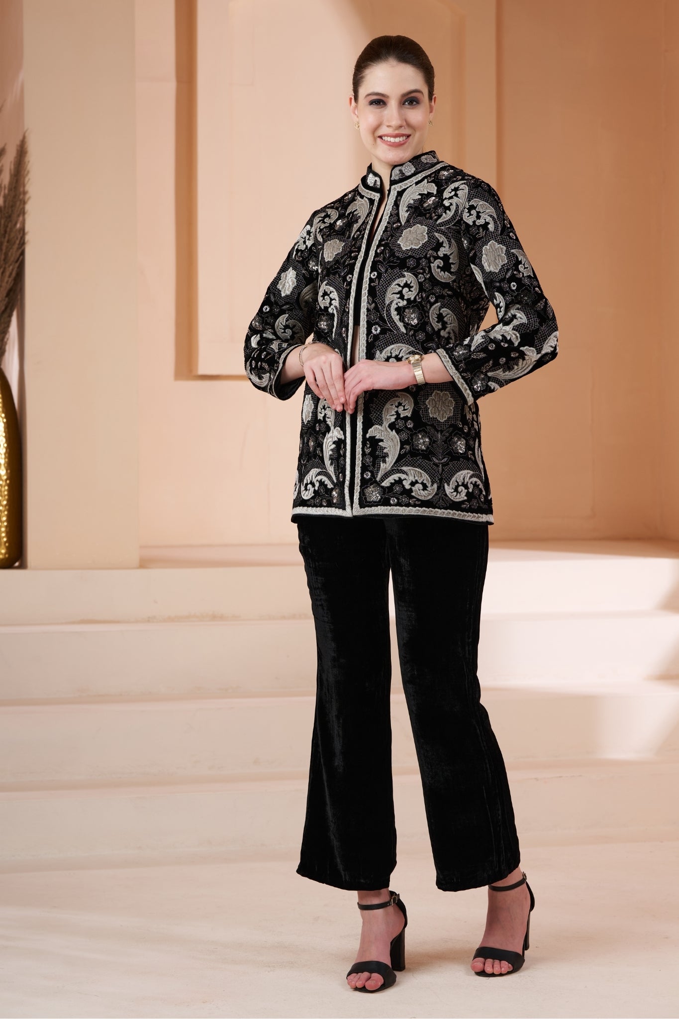 Taroob Embroidered Regal Velvet Women Coat