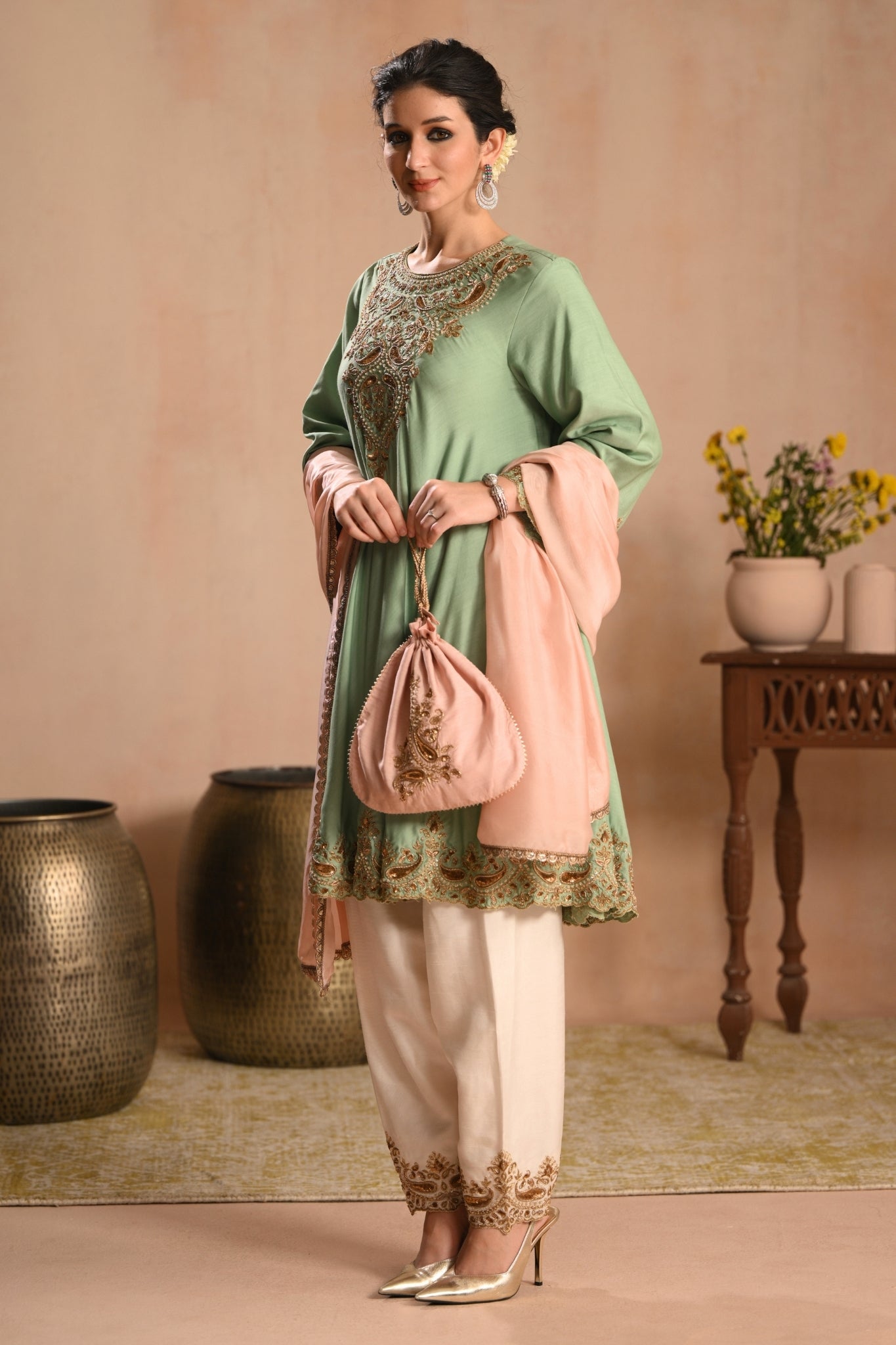 Women's Mint Green Zareen Handembroidered Kalidaar Kurta Set Taroob