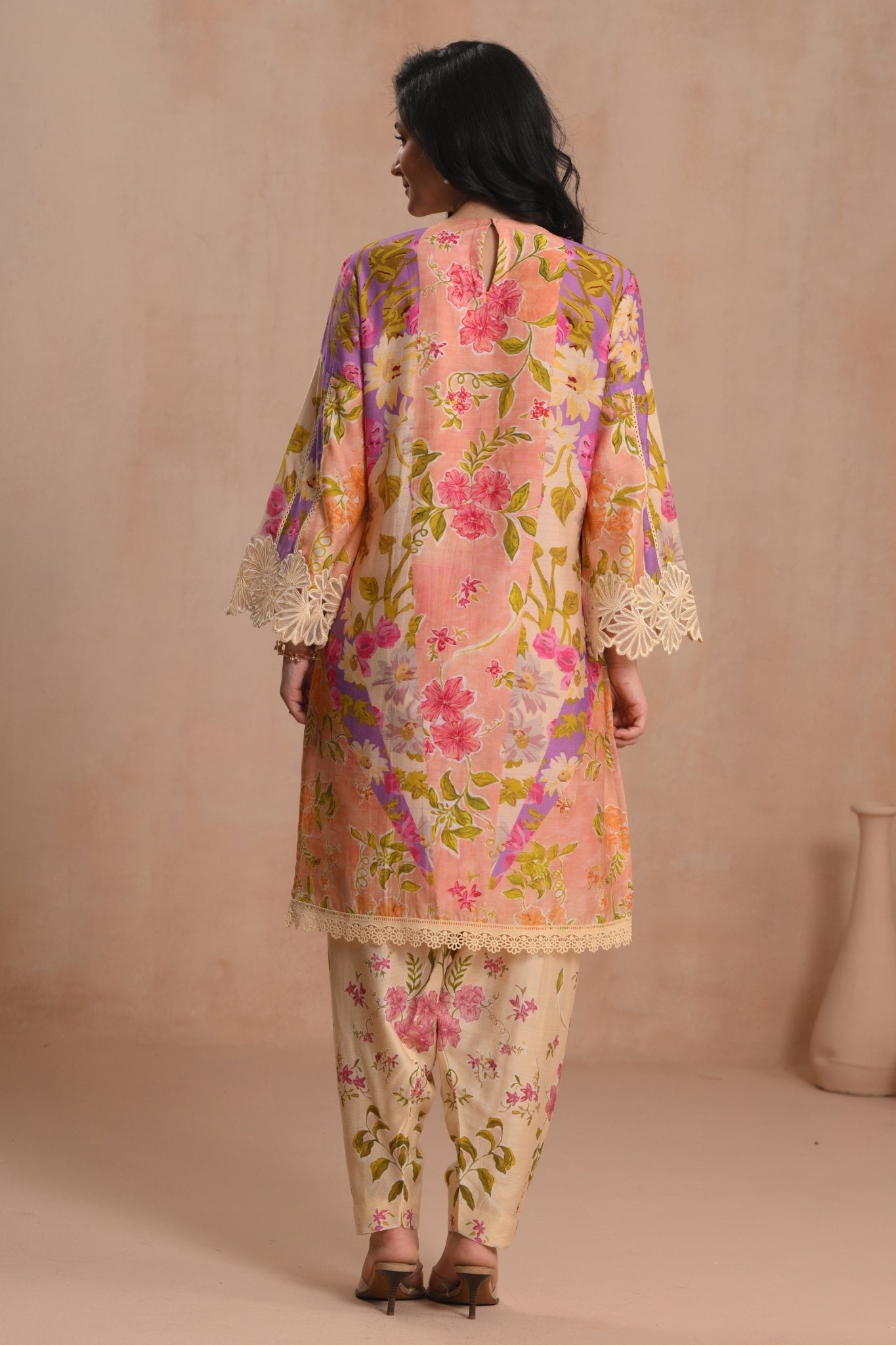 Pink Gulbahaar Kurta Set Taroob