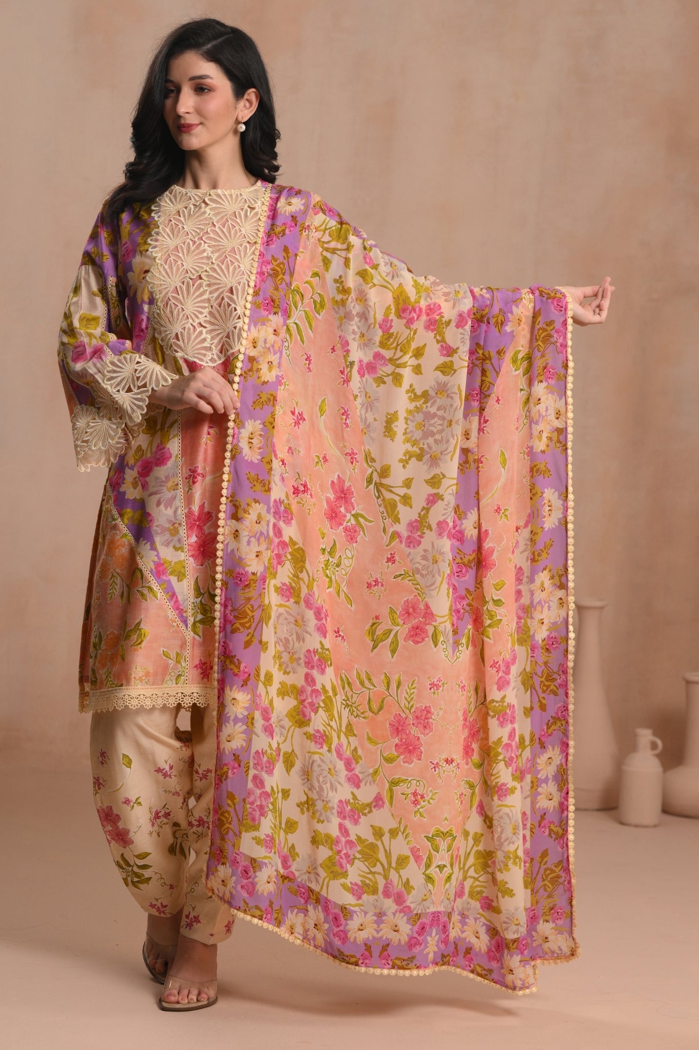 Pink Gulbahaar Kurta Set Taroob
