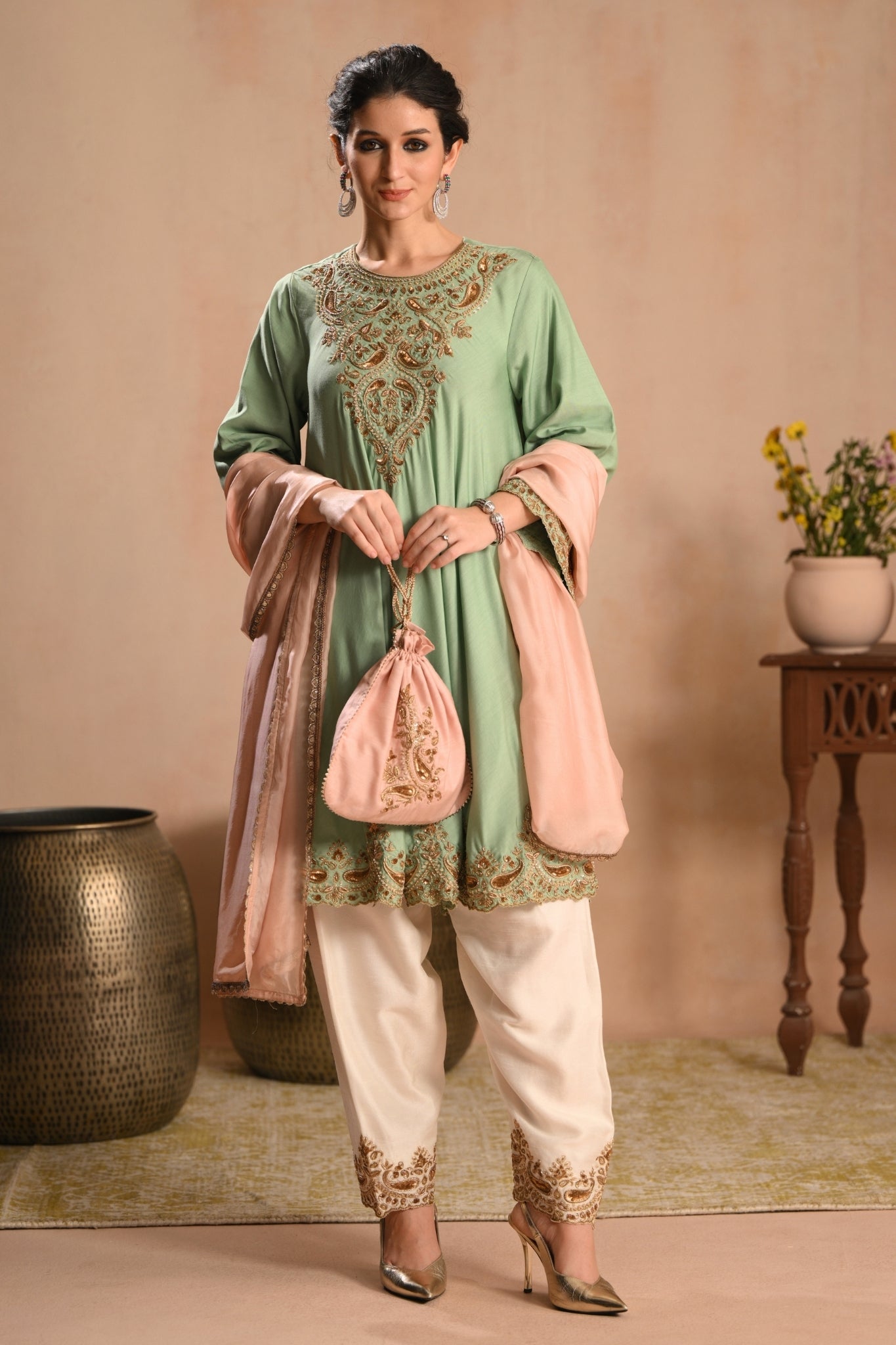 Women's Mint Green Zareen Handembroidered Kalidaar Kurta Set Taroob