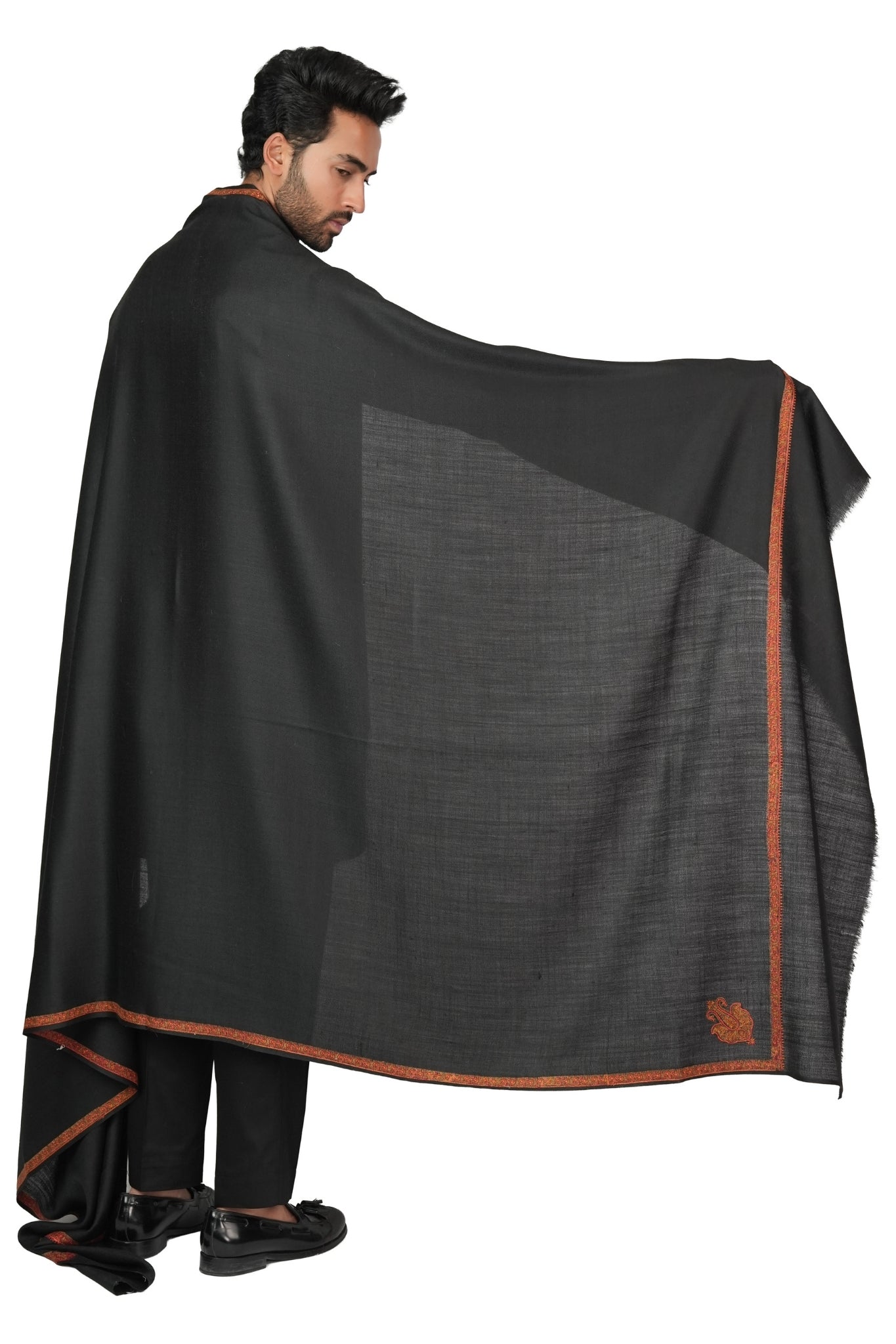 Taroob Embroidered Wool Dusala