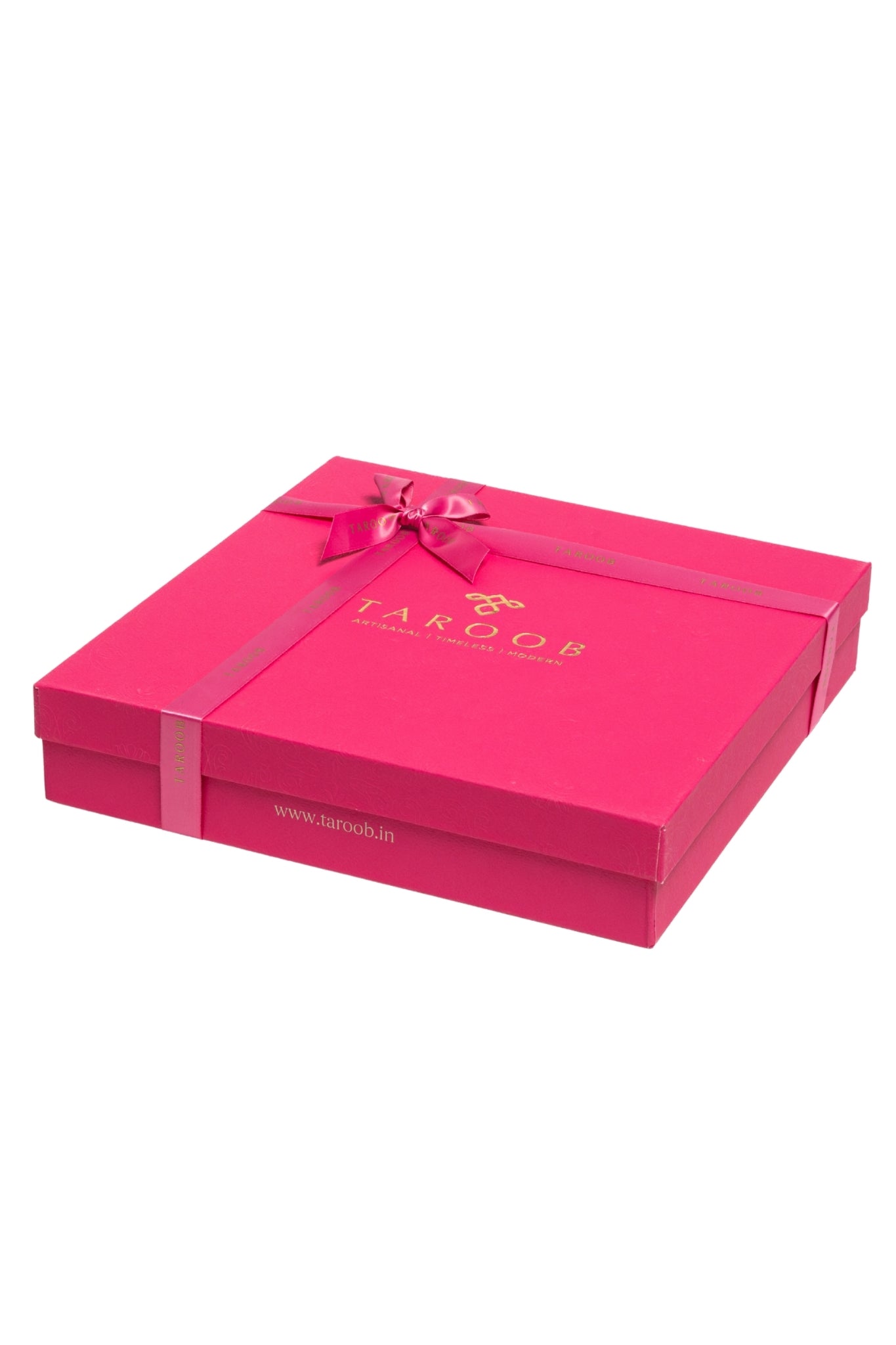 Gift Set of Kashmiri Resham Shawl for Her – Women's Gift Boxes for Her – View 5 | Taroob