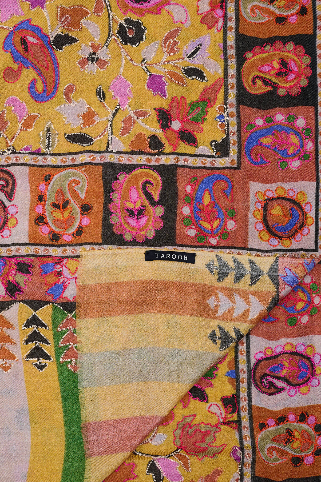 Taroob Men's Fine Wool Embroidered Kalamkari Stole