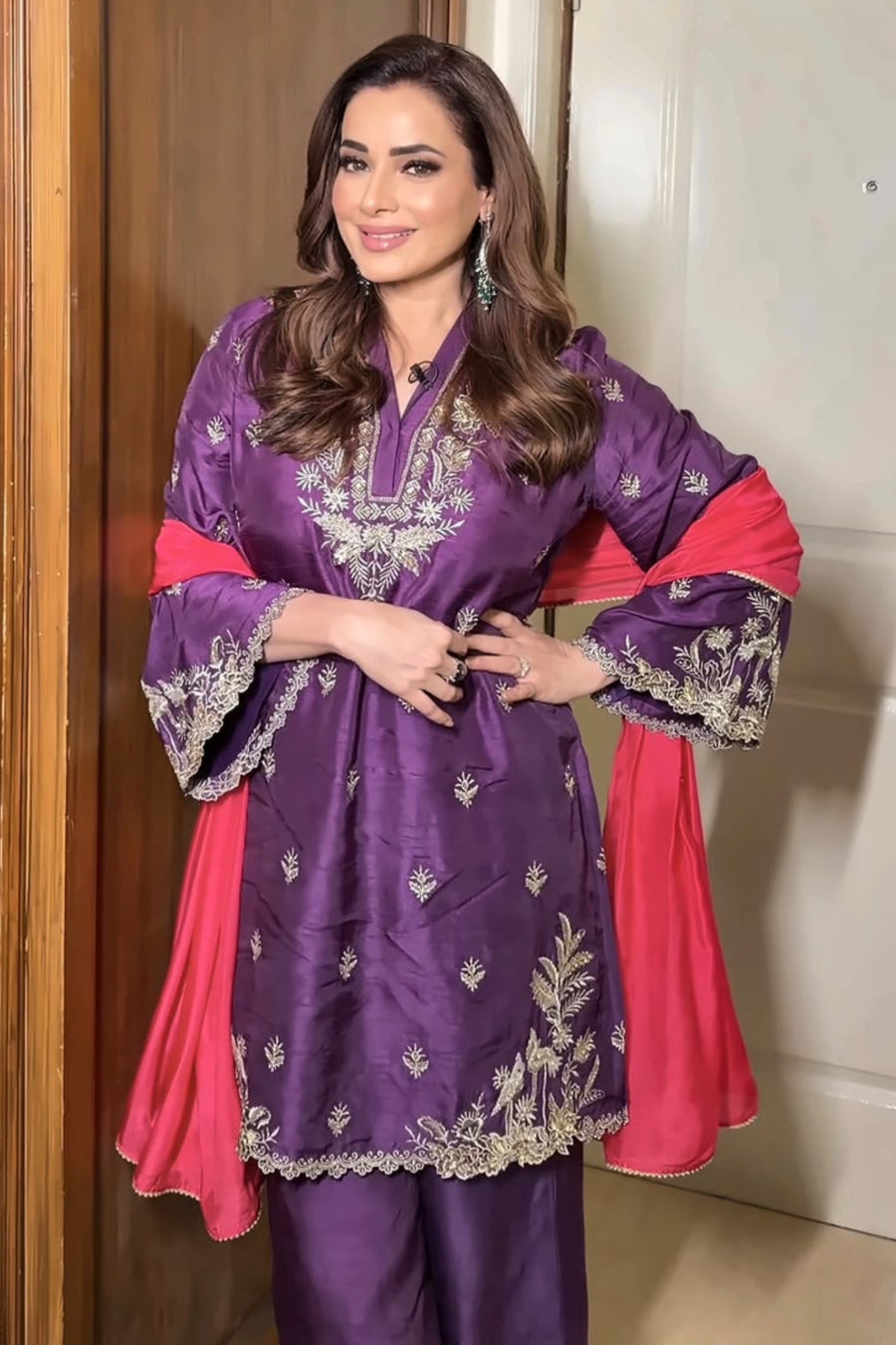 NEELAM KOTHARI IN NAYAB KURTA SET
